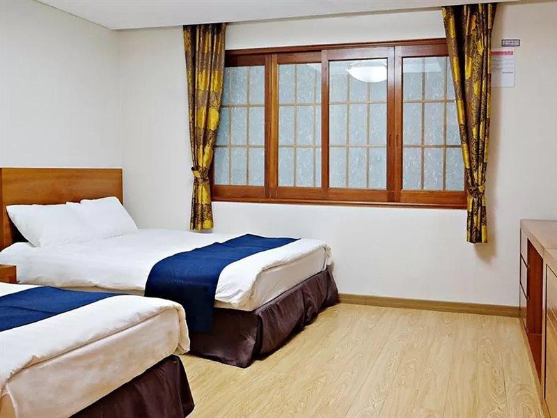 Jeju Parkside Tourist Hotel Ngoại thất bức ảnh