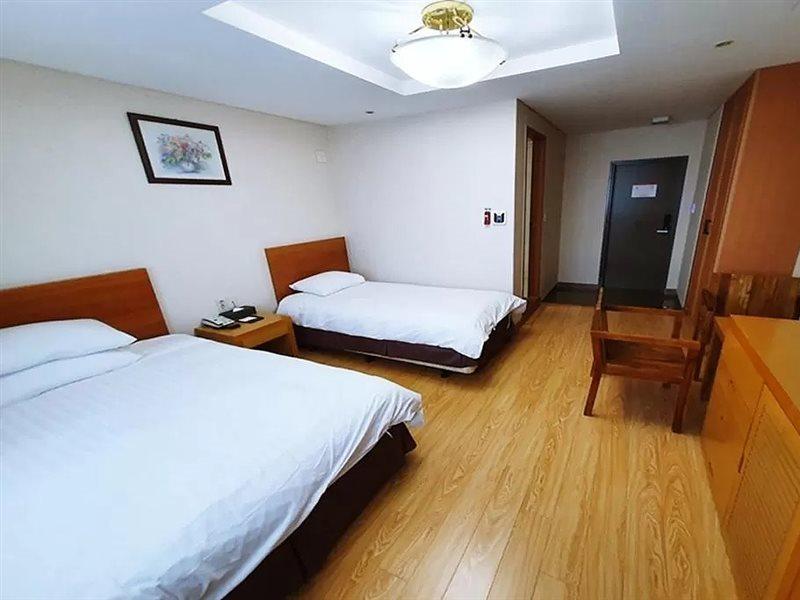 Jeju Parkside Tourist Hotel Ngoại thất bức ảnh