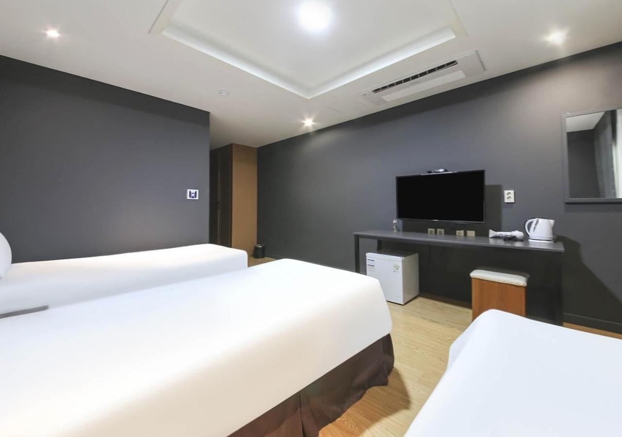 Jeju Parkside Tourist Hotel Ngoại thất bức ảnh