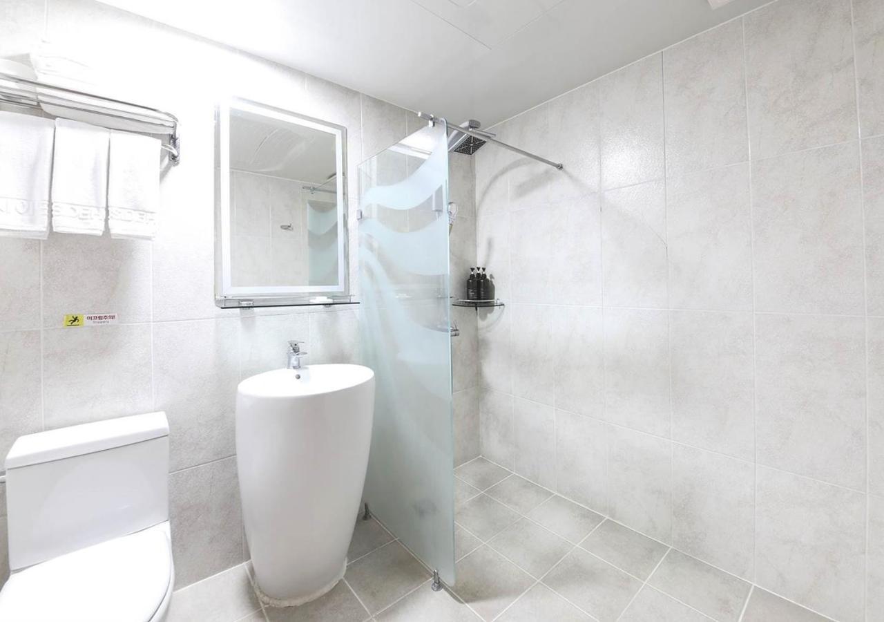 Jeju Parkside Tourist Hotel Ngoại thất bức ảnh